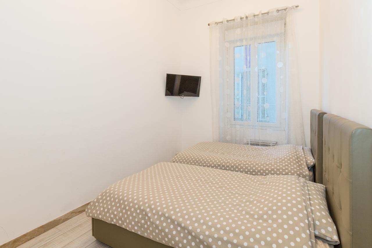Apartment Du Thiers Nizza